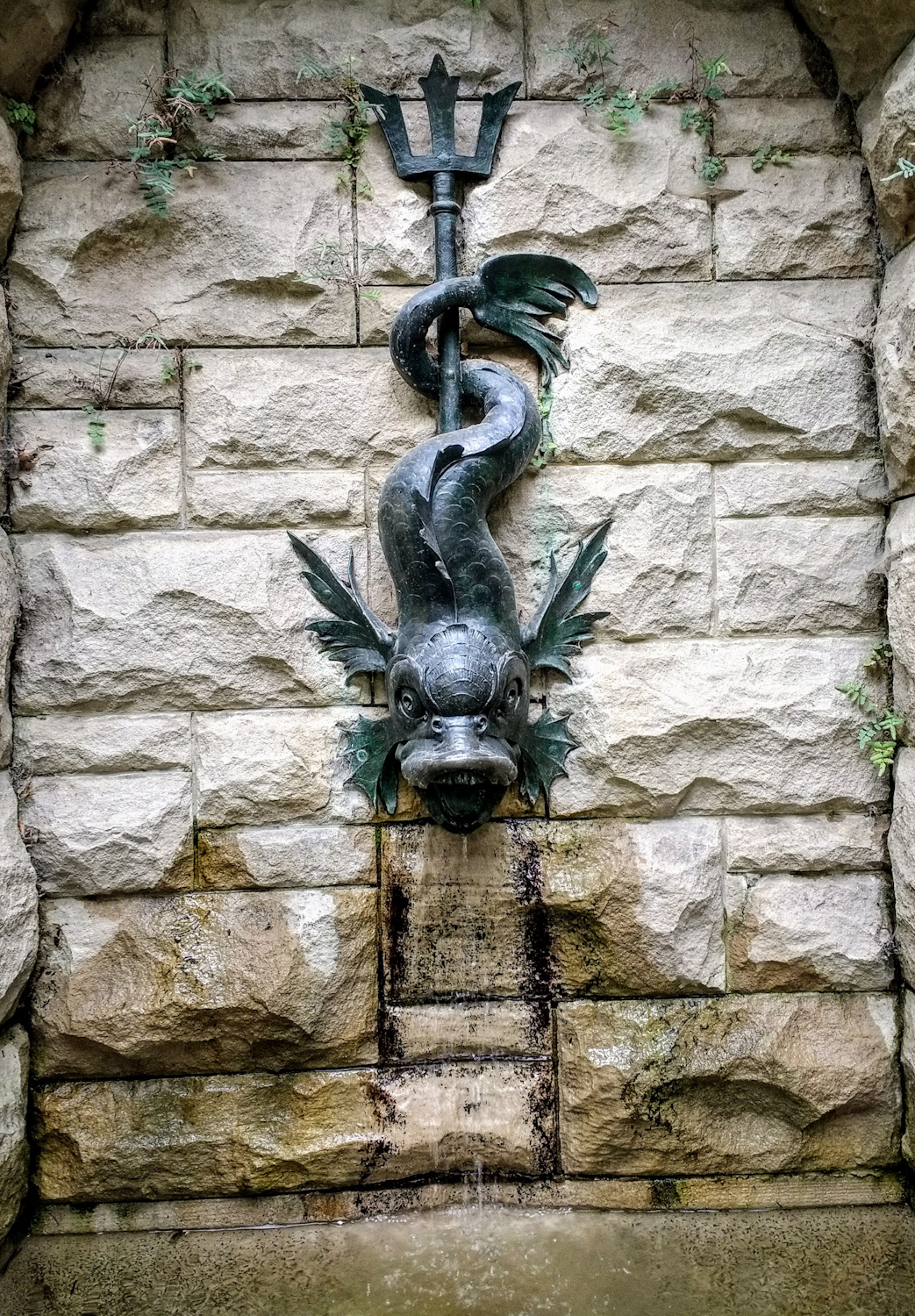 Fountain on walkway wall below South Terrace